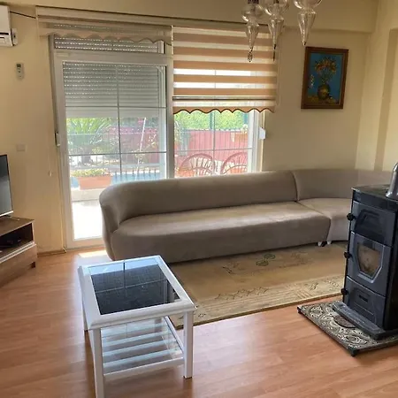 Ormanin Icinde Genis Havuzlu Triplex Holiday home